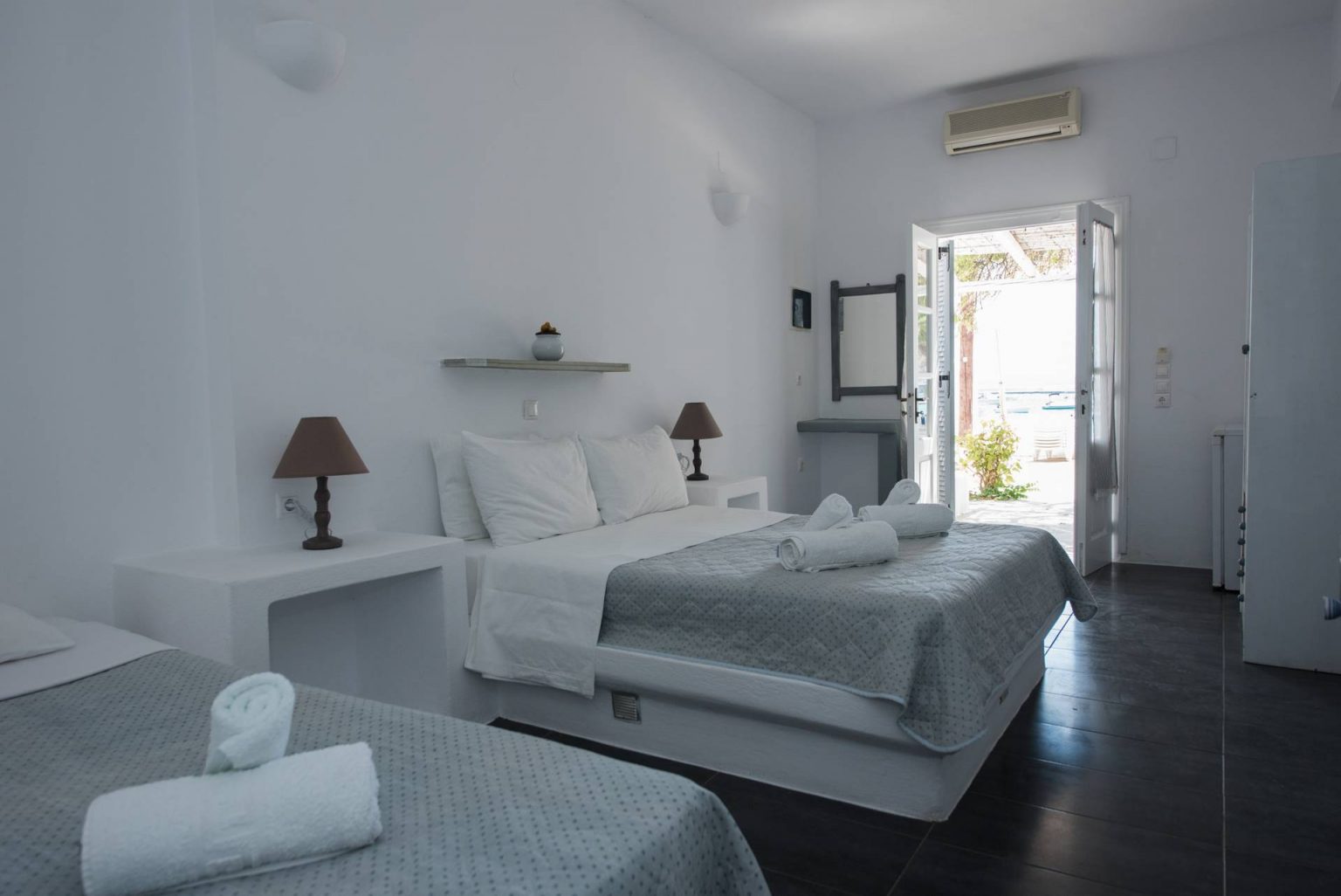 Rooms - Ostria Studios & Apartments - Alyki - Paros- Cyclades - Greece